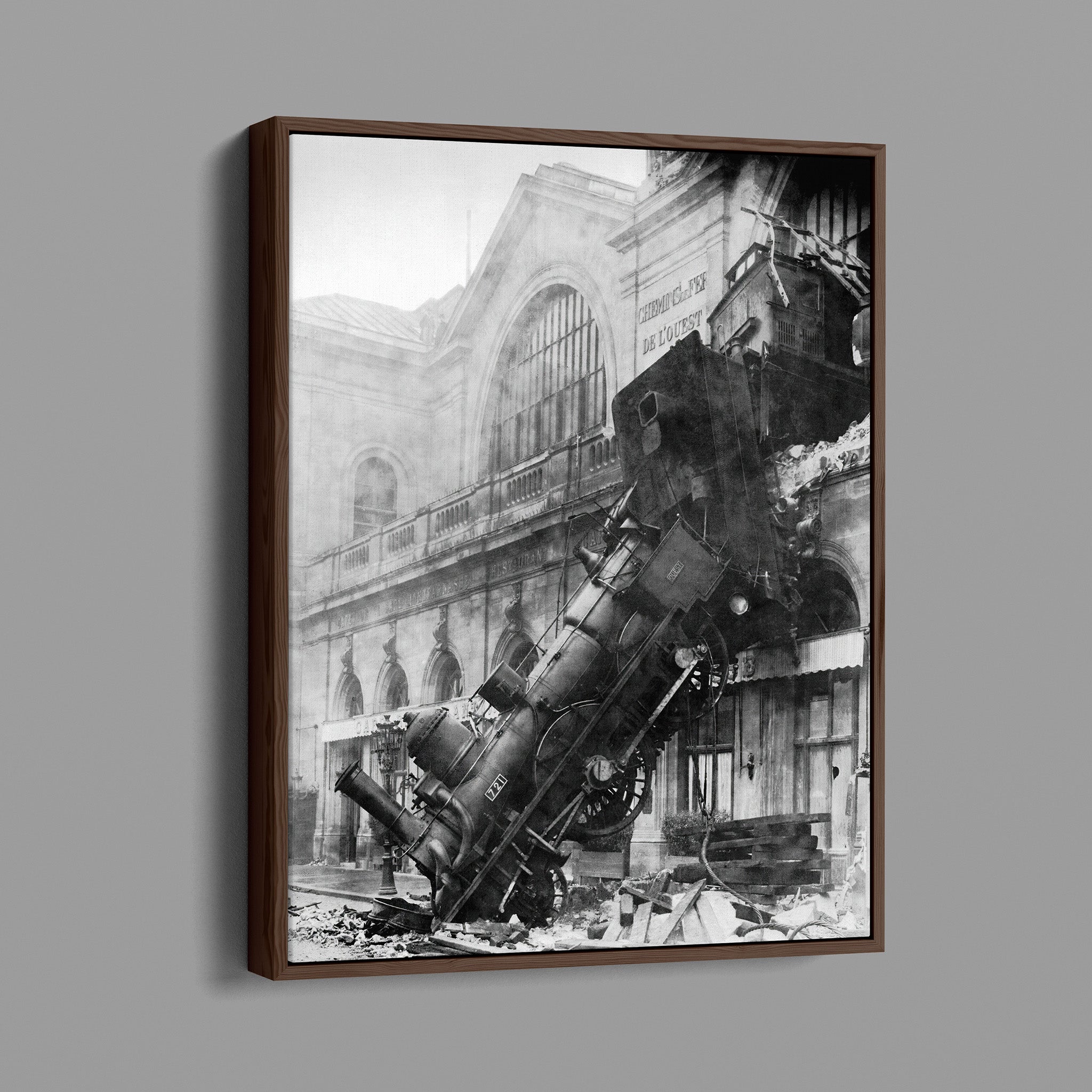 Vintage 1895 accident black and white