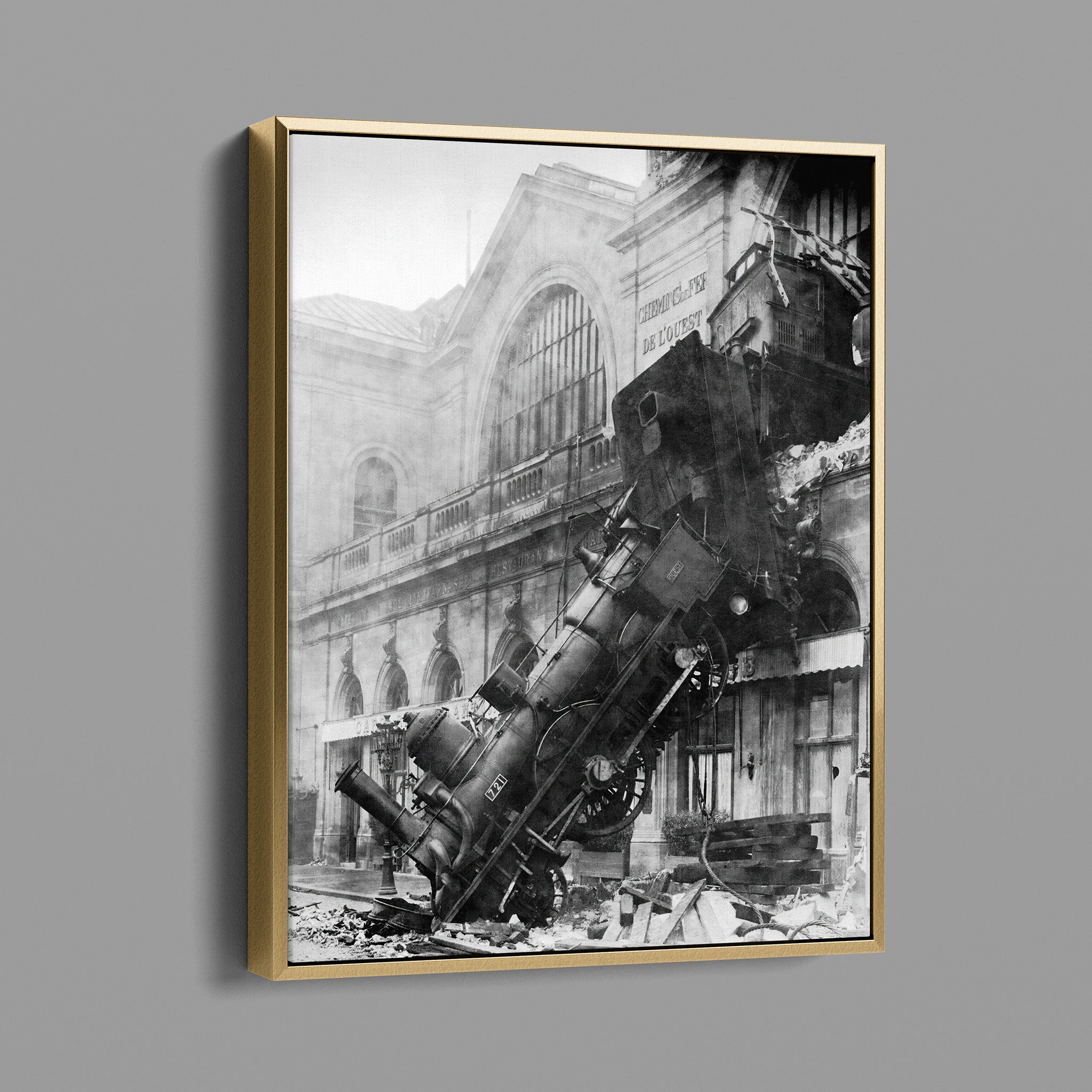 Vintage 1895 accident black and white